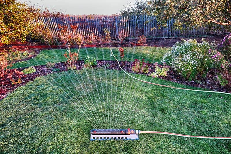Oscillating Sprinklers
