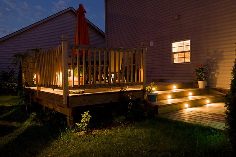 Traditional Raised Deck